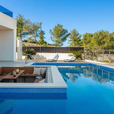Goldene Ananas Villa